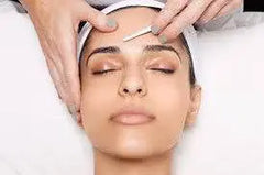Dermaplane Manual Exfoliation with Steam cleanse and LED therapy